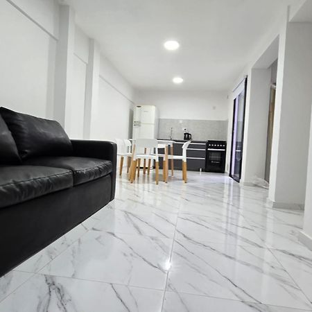 Departamento A Estrenar Zona Centrica Mar De Ajo Apartment Exterior photo